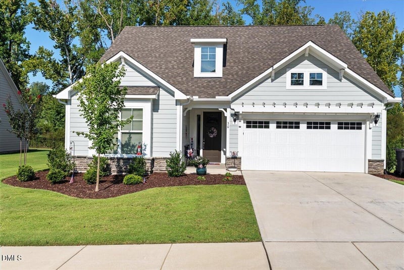 30 Sawtooth Oak Ln, Youngsville, NC 27596