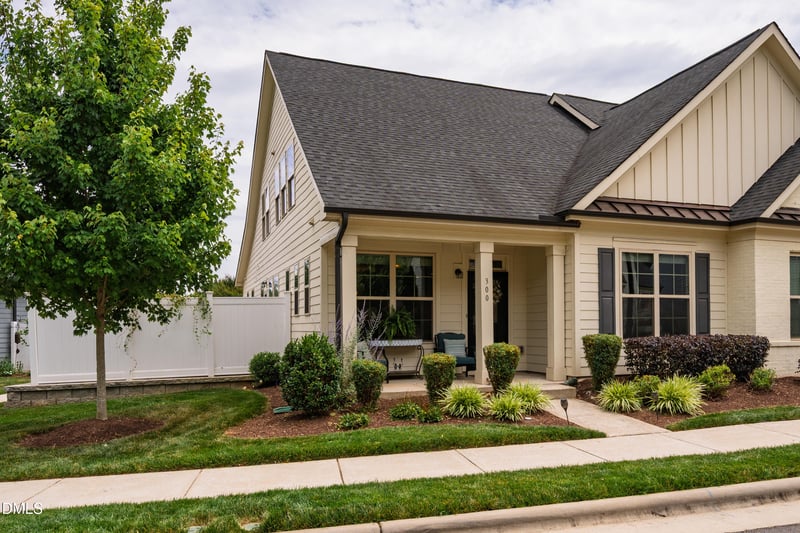 300 Bridge St, Hillsborough, NC 27278