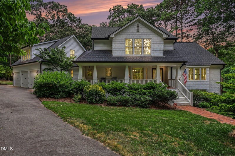 300 Cross Lake Dr, Fuquay Varina, NC 27526