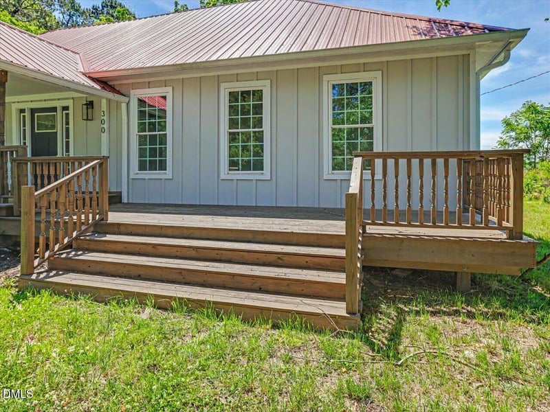 300 Redman Crossing Rd, Mebane, NC 27302