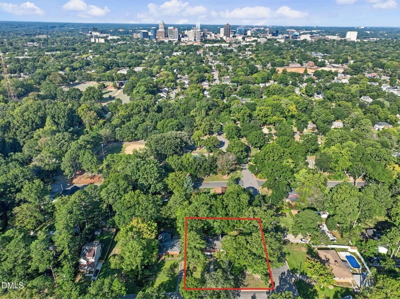 300 Sherrybrook Dr, Raleigh, NC 27610