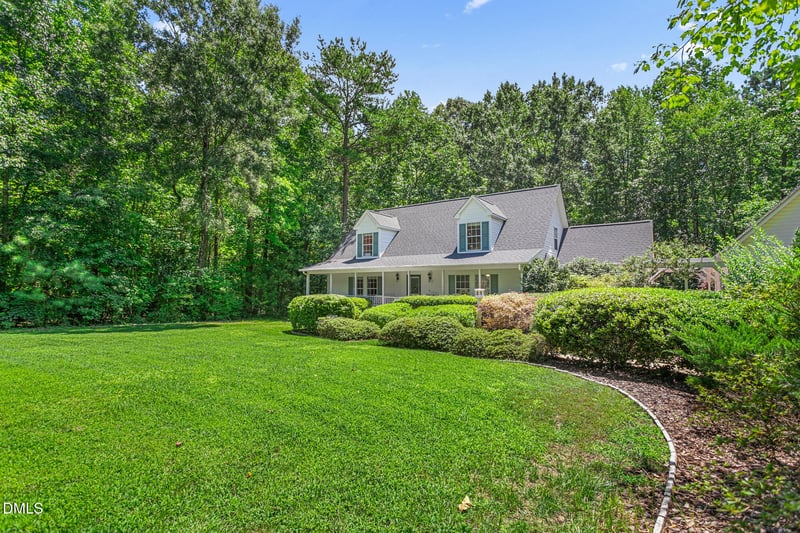 3005 Bramblewood Dr, Mebane, NC 27302