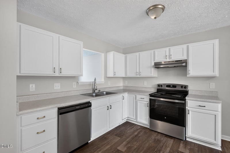 3005 Slippery Elm Dr, Raleigh, NC 27610