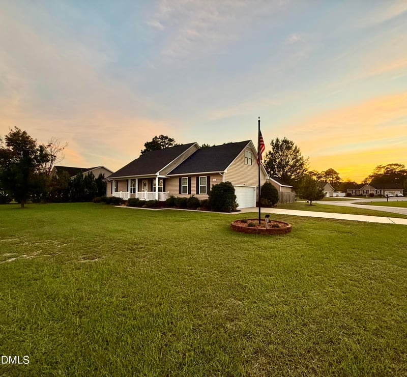 3006 Tettenbury Dr, Fayetteville, NC 28306