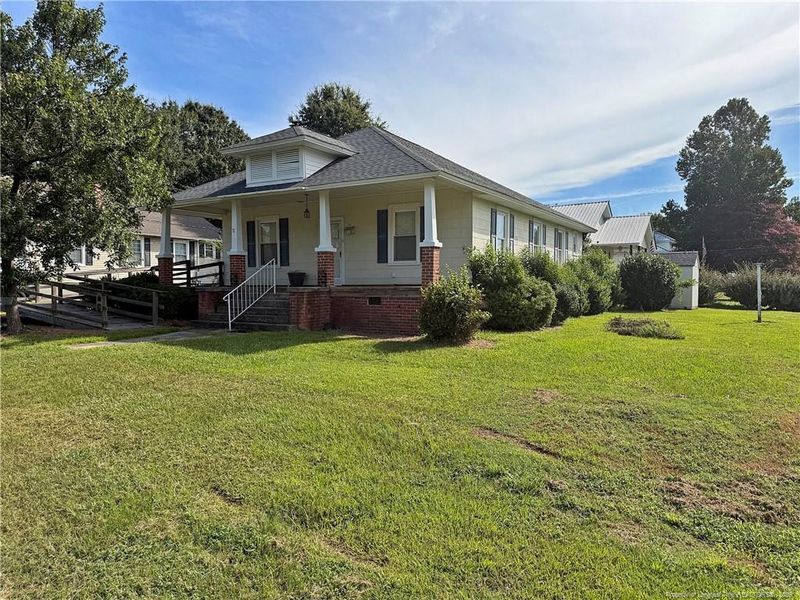 301 N 11th St, Erwin, NC 28339