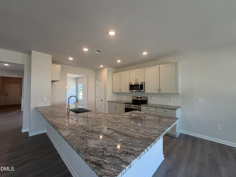 301 Allegheny Dr, Sanford, NC 27330