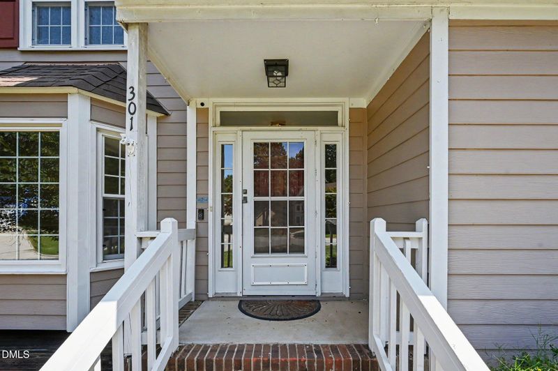 301 Cary Pines Dr, Cary, NC 27513