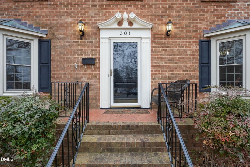 301 Jones St, Graham, NC 27253