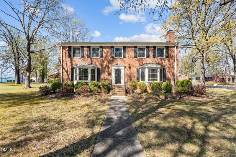 301 Jones St, Graham, NC 27253