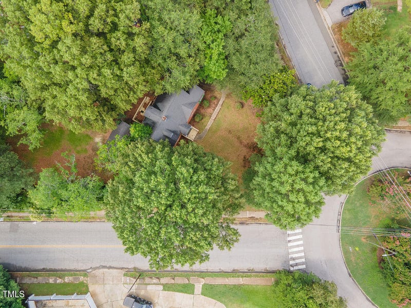 301 N King Charles Rd, Raleigh, NC 27610