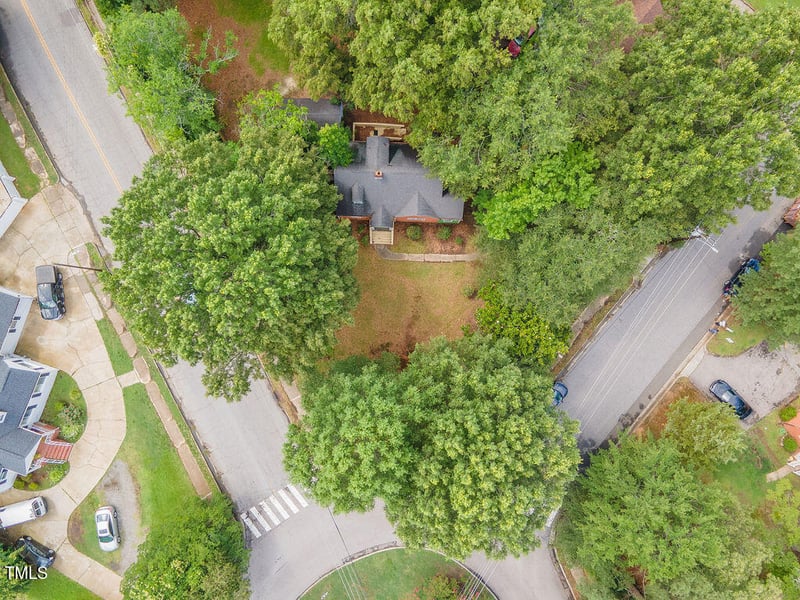 301 N King Charles Rd, Raleigh, NC 27610