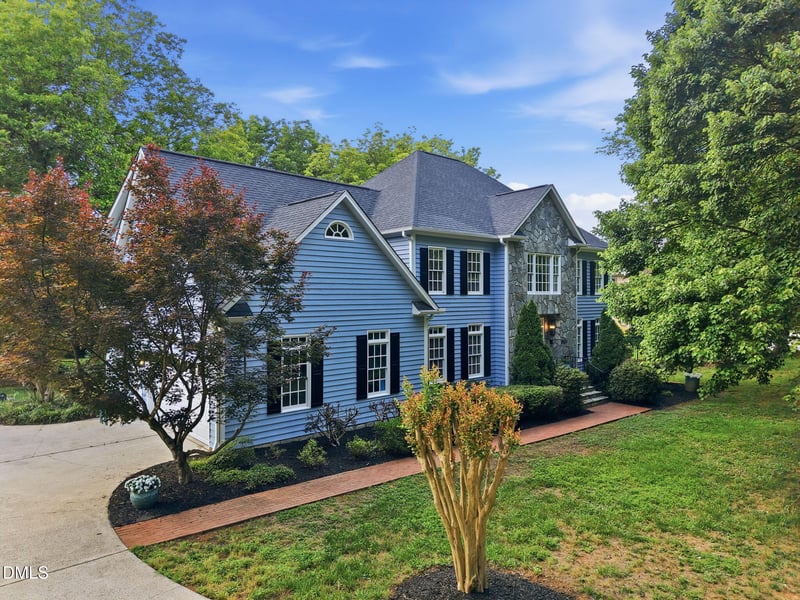 301 Lake Hogan Farm Rd, Chapel Hill, NC 27516
