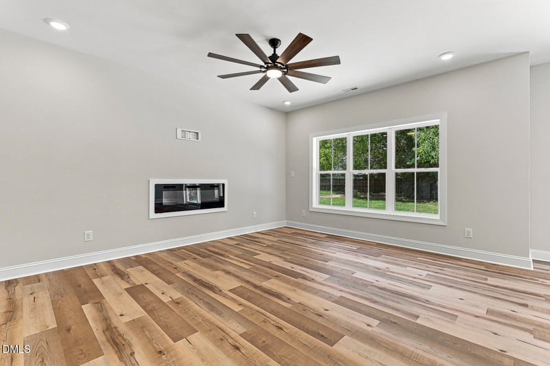 302 S 17th St, Erwin, NC 28339