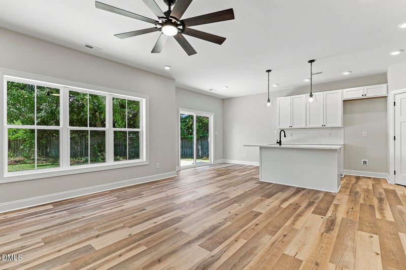 302 S 17th St, Erwin, NC 28339