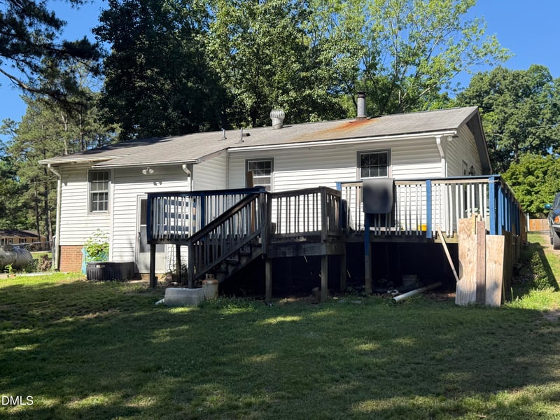 302 N Gaylee Lake Dr, Wendell, NC 27591