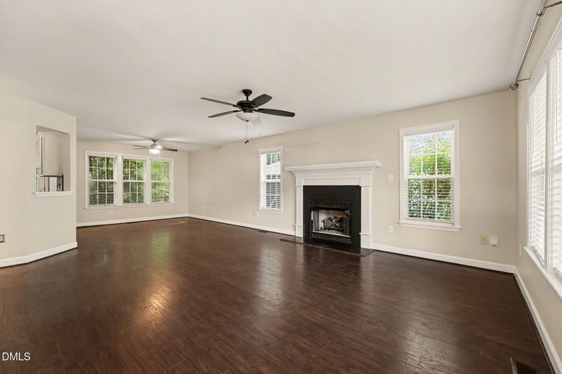 3020 Englefield Dr, Raleigh, NC 27615