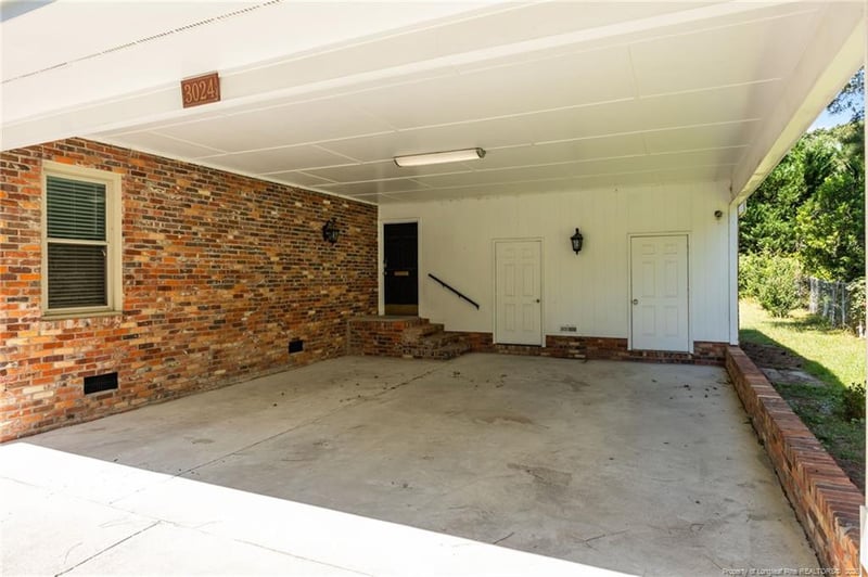 3024 Brechin Rd, Fayetteville, NC 28303