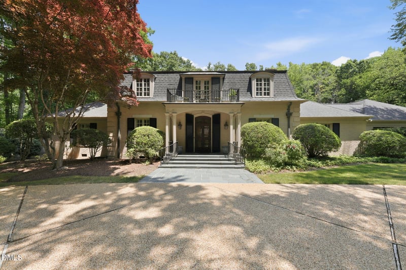 3025 N Fairway Dr, Burlington, NC 27215