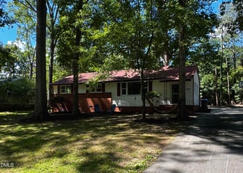 303 Hickory Dr, Chapel Hill, NC 27517