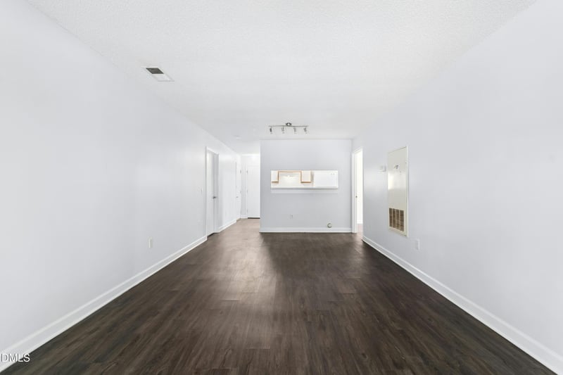 303 Smith Level Rd #C12, Chapel Hill, NC 27516