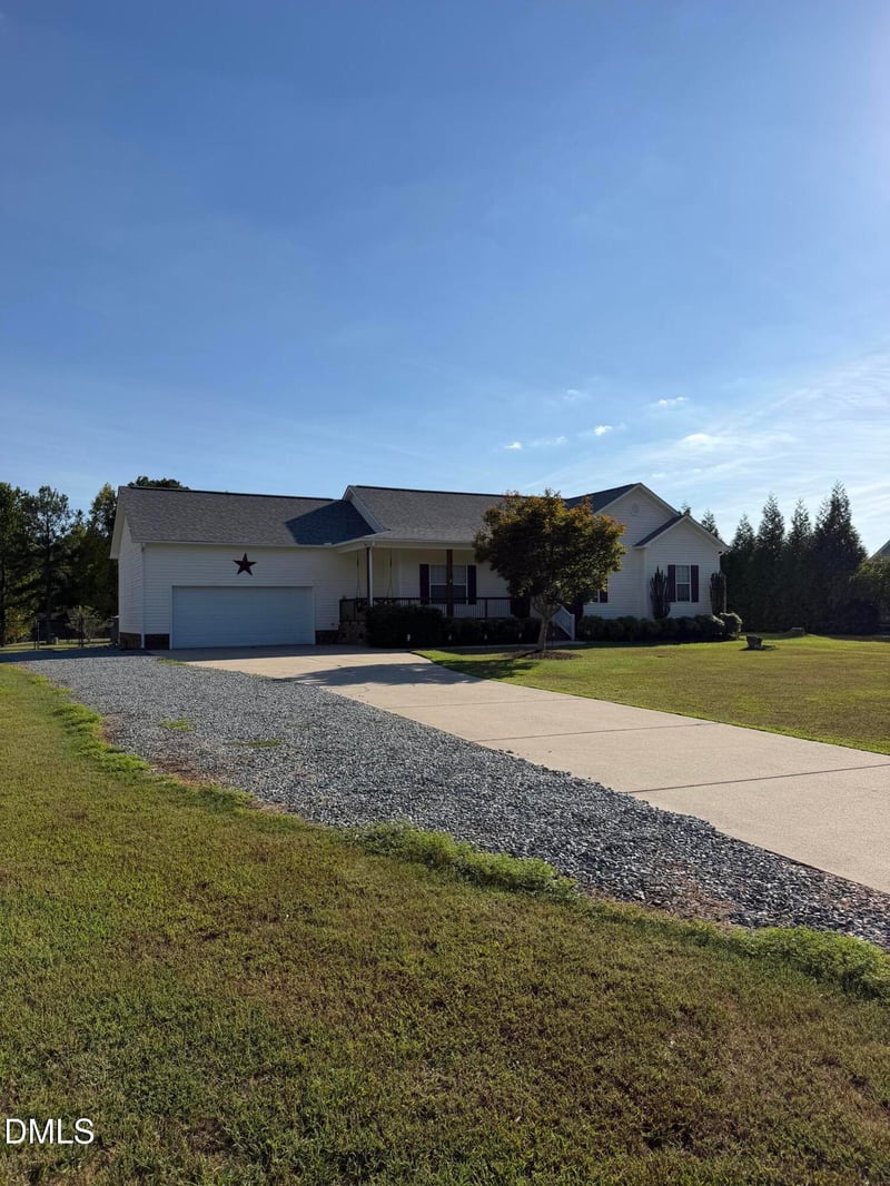 3031 Old School Rd, Four Oaks, NC 27524