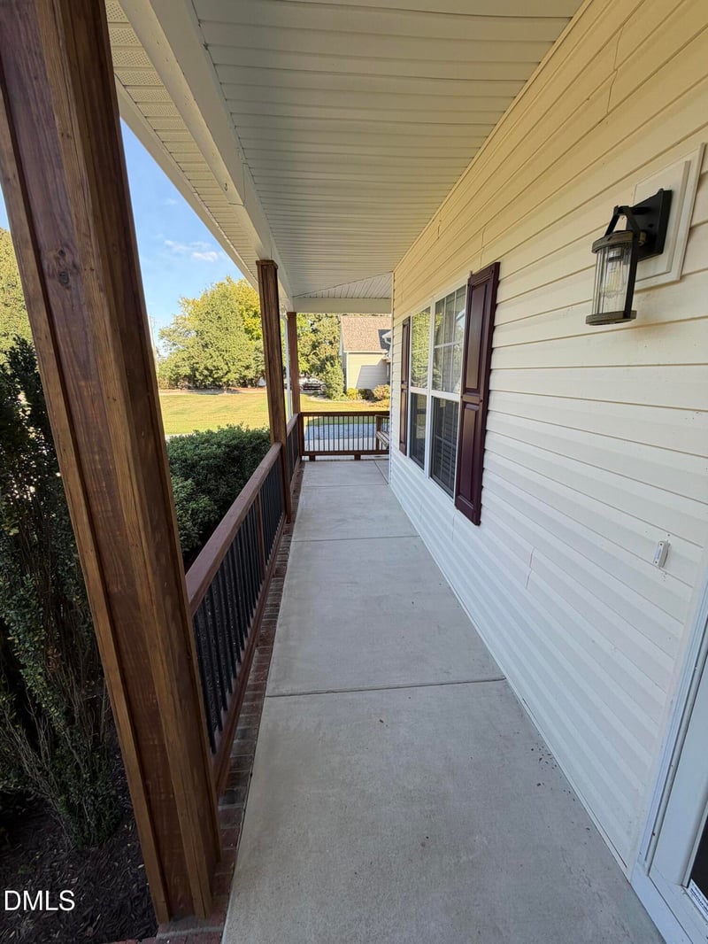 3031 Old School Rd, Four Oaks, NC 27524