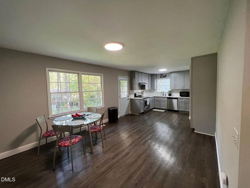 304 Northclift Dr, Raleigh, NC 27609