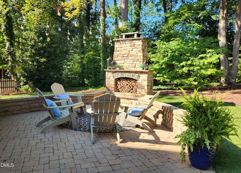 304 Versailles Dr, Cary, NC 27511