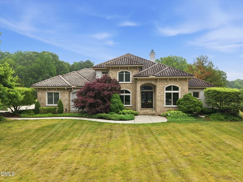 305 Hidden Lake Dr, Youngsville, NC 27596
