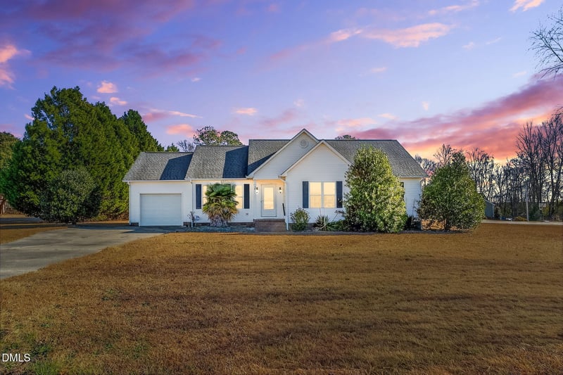 305 River Birch Rn, Coats, NC 27521