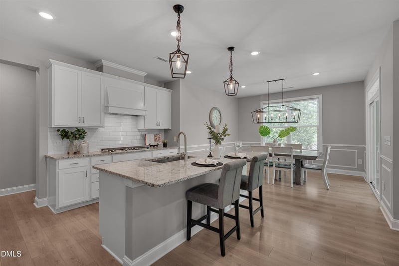 305 Southerland Shire Ln, Holly Springs, NC 27540