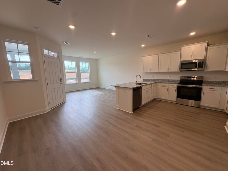305 Straight Ln #305, Franklinton, NC 27525