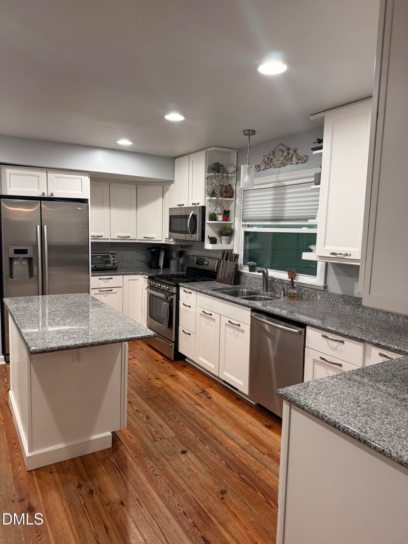 305 Yorktown Dr, Chapel Hill, NC 27516