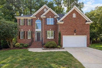 306 Honeywood Ct, Cary, NC 27518