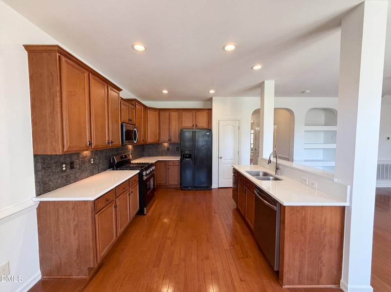 3064 Imperial Oaks Dr, Raleigh, NC 27614