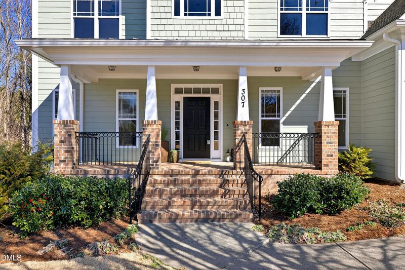 307 Ashdown Forest Ln, Cary, NC 27519