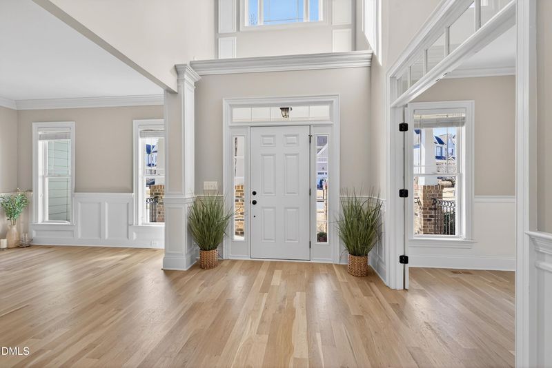 307 Ashdown Forest Ln, Cary, NC 27519