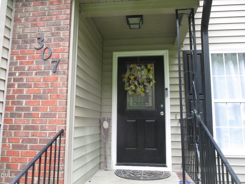 307 S Fairview St, Liberty, NC 27298