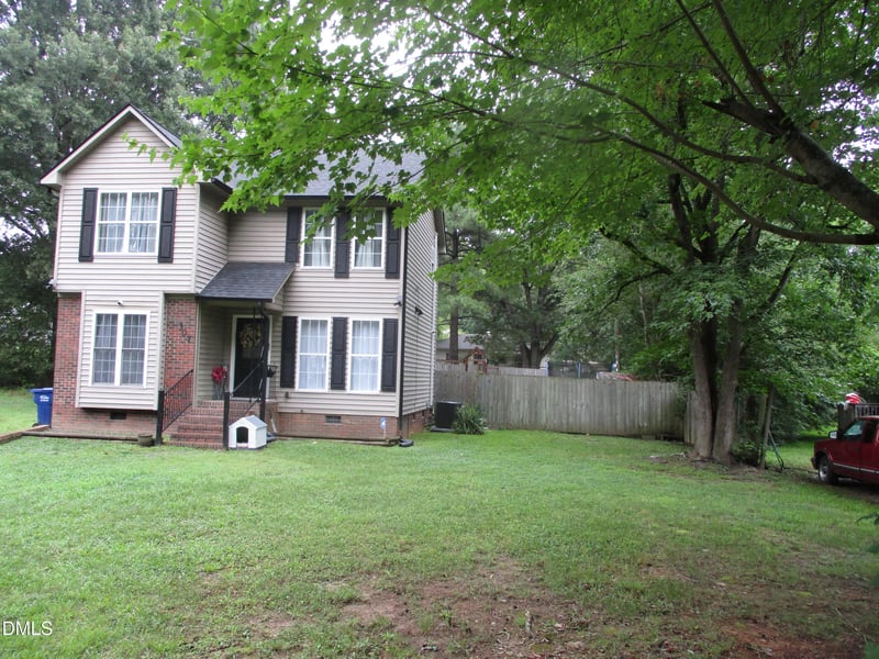 307 S Fairview St, Liberty, NC 27298