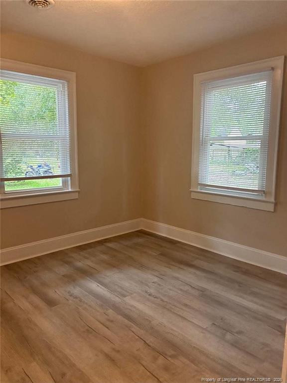307 Hawthorne Dr, Fayetteville, NC 28301
