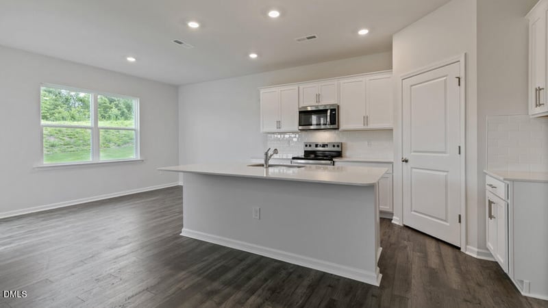 308 Chapel St, Fuquay Varina, NC 27526