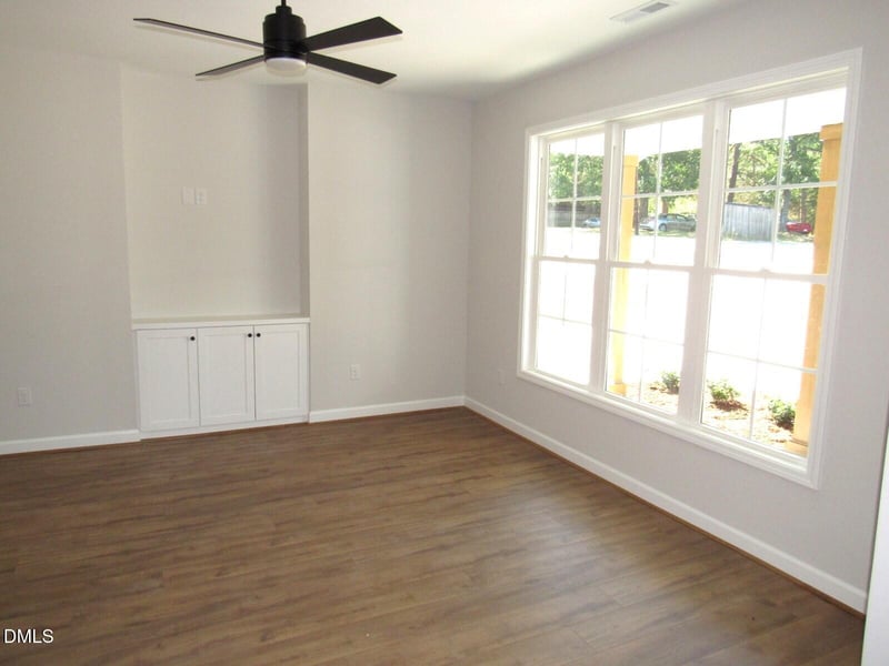 308 S Elm St, Creedmoor, NC 27522