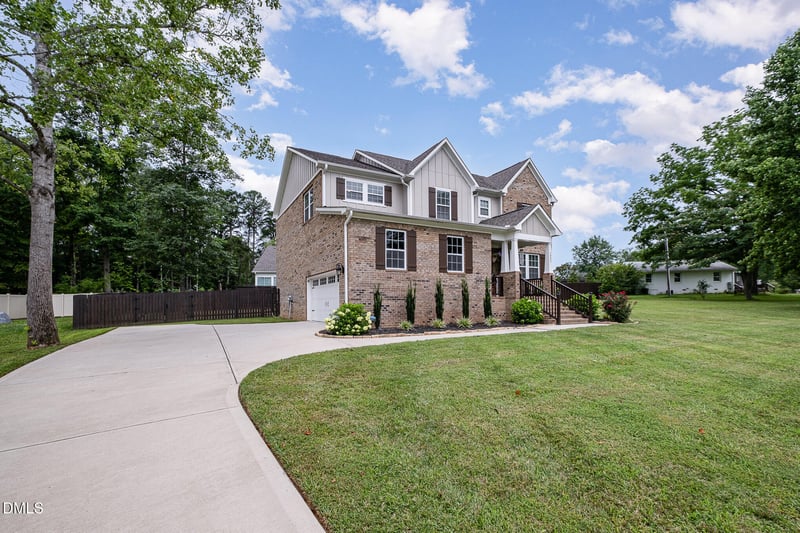 3082 Cascade Dr, Burlington, NC 27217