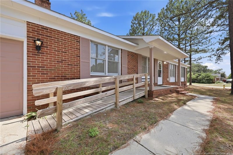 309 Brass Ct, Fayetteville, NC 28311
