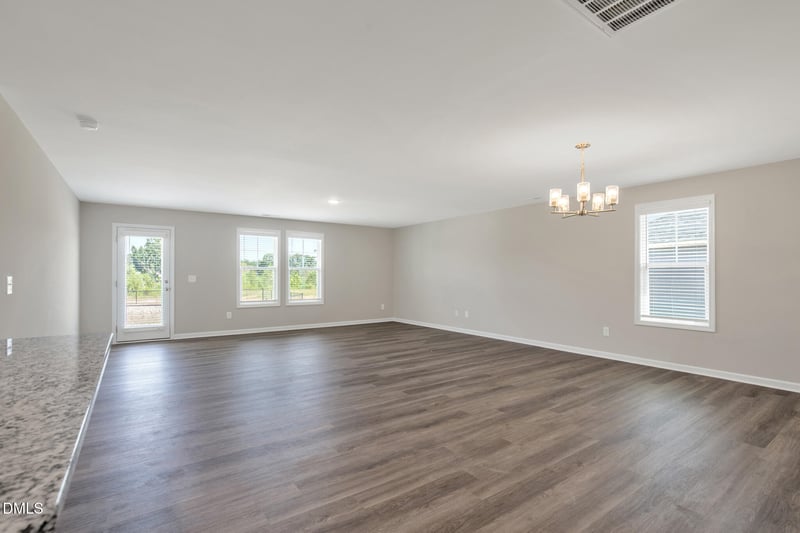 31 E Emily Gardens Dr, Selma, NC 27576
