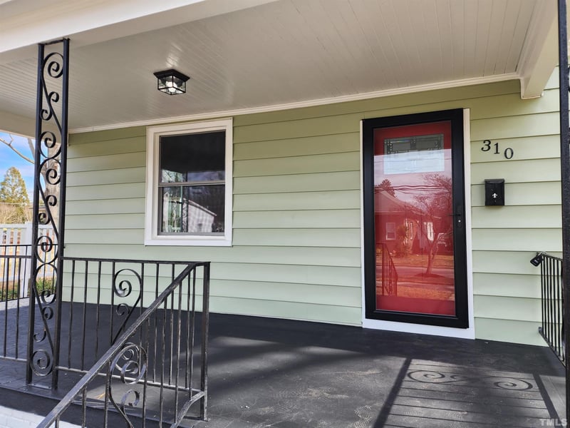 310 N 5th St, Smithfield, NC 27577
