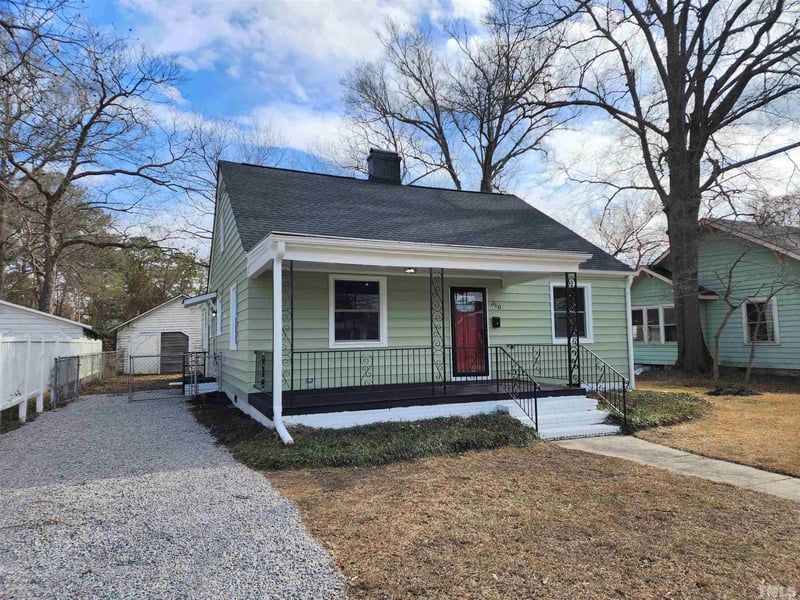310 N 5th St, Smithfield, NC 27577