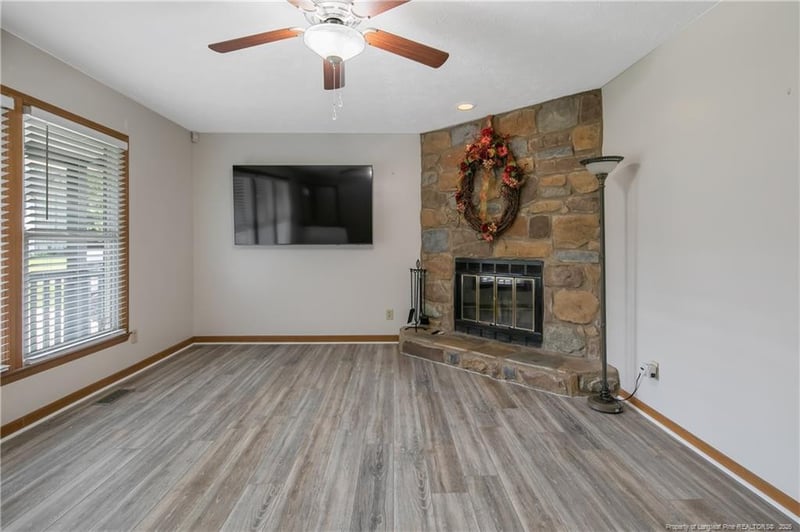 310 Broomfield Ct, Fayetteville, NC 28311