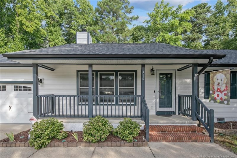 310 Broomfield Ct, Fayetteville, NC 28311
