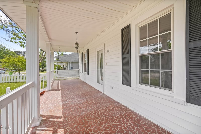 310 E E St, Erwin, NC 28339